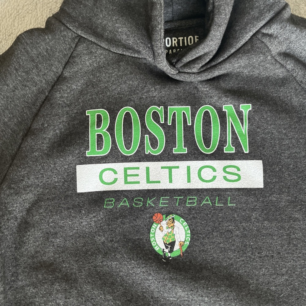 Boston Celtics boys and gray pullover hoodie size L (14-16) - Picture 2 of 4